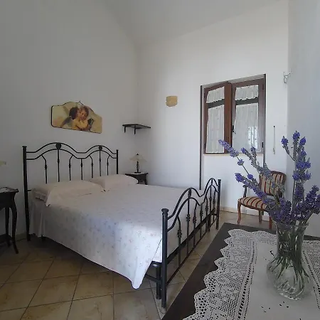 Azienda Agrituristica Masseria La Verna ファームステイ