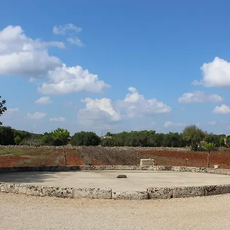 ファームステイ Azienda Agrituristica Masseria La Verna