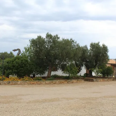 Azienda Agrituristica Masseria La Verna * Patù
