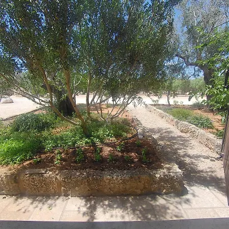 Azienda Agrituristica Masseria La Verna * Patù