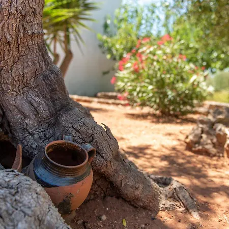 Azienda Agrituristica Masseria La Verna Agroturismo *