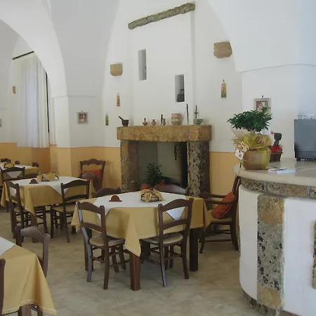 Azienda Agrituristica Masseria La Verna * 파투
